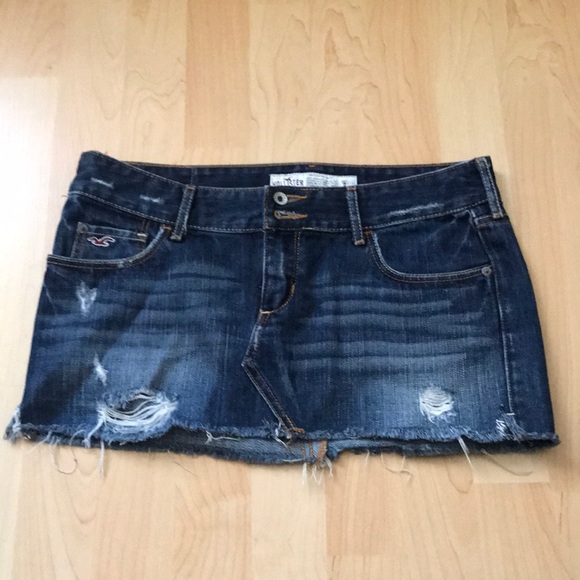 Hollister Distressed Jean Skirt - Picture 1 of 4